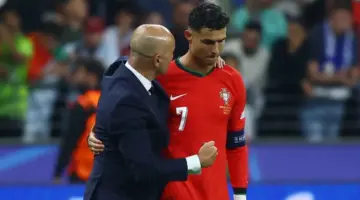 مدرب البرتغال يحسم الجدل.. رد رسمي على مفاوضات النصر مع روبرتو مارتينيز